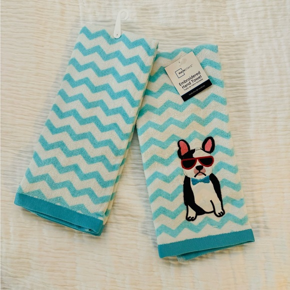 Embroidered French puppy Hand/ Tea towels - Picture 3 of 6